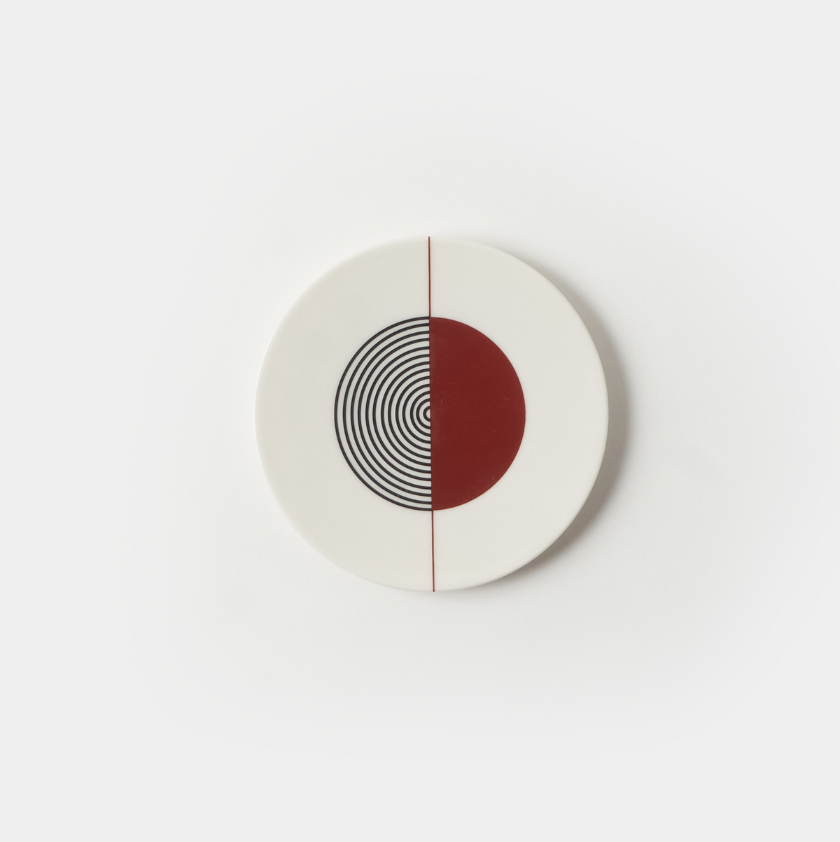Rosso Dı Famıglıa / Mezzaluna Tabak / 15 cm