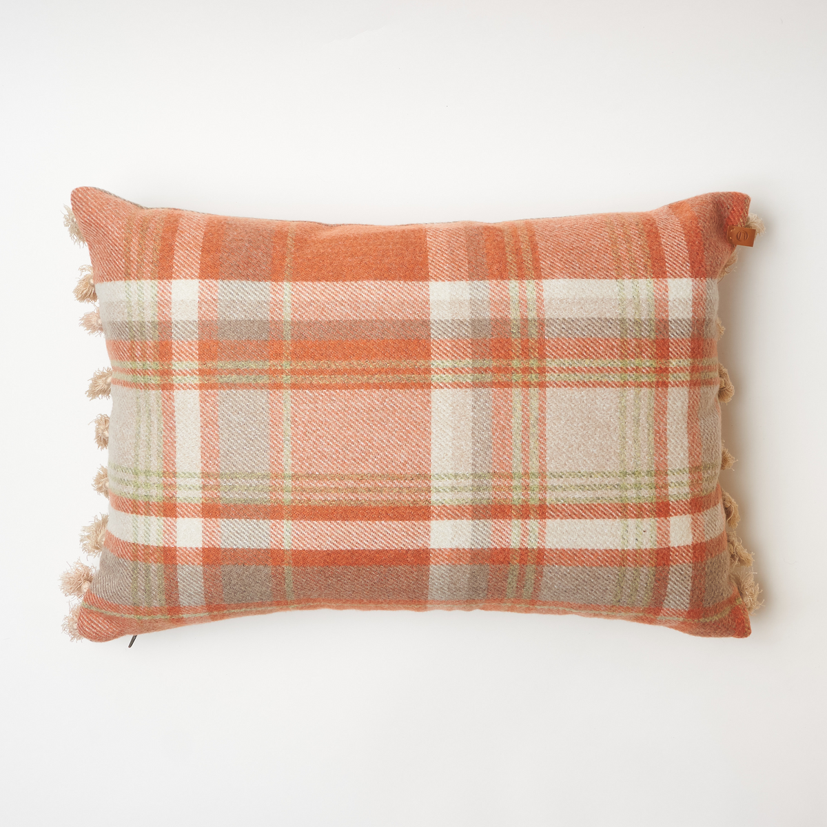 Taba Ekoseli Püskül Kenarlı Yün Kırlent Kılıfı 35 x 50 cm