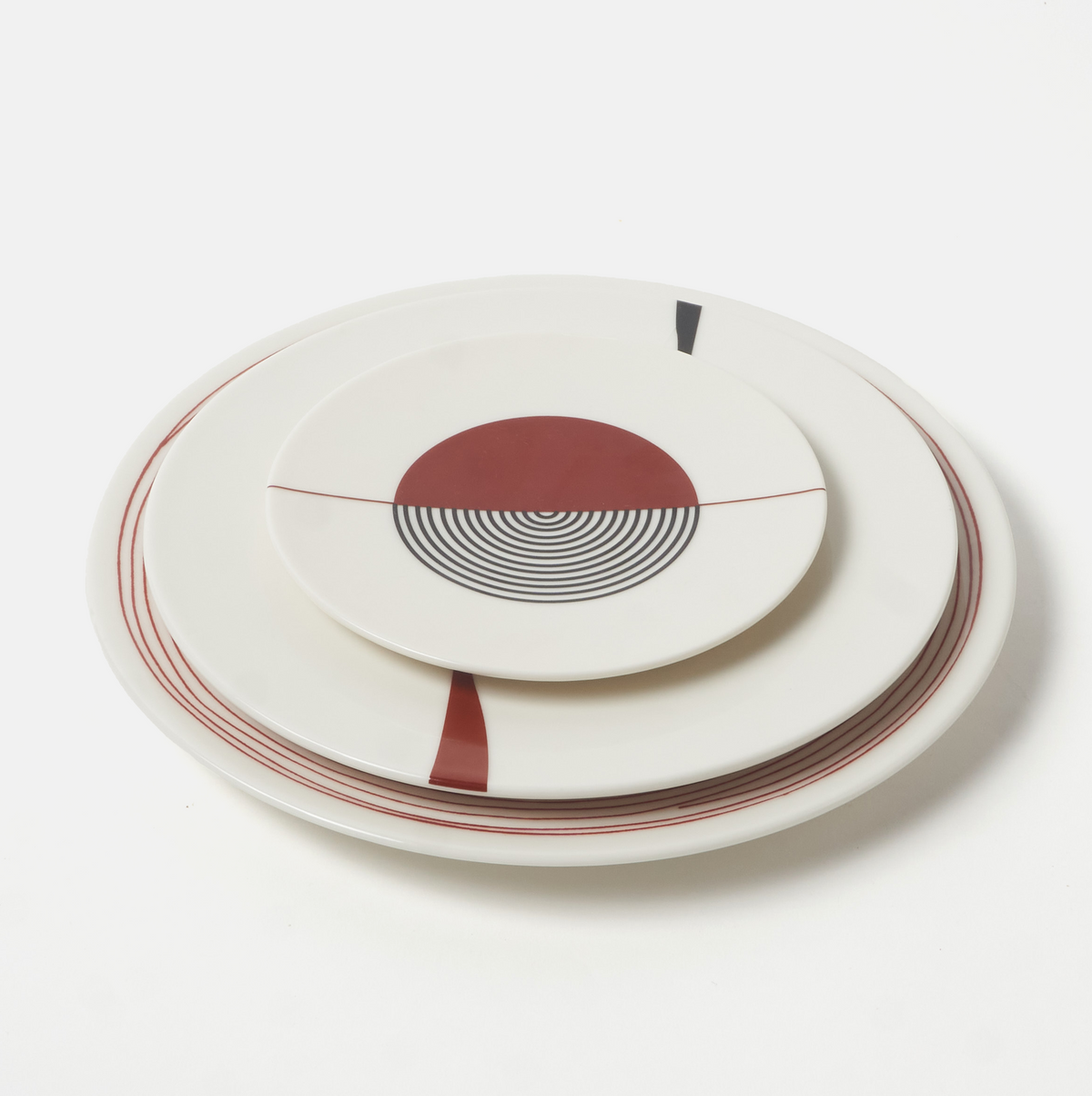 Rosso Dı Famıglıa / Mezzaluna Tabak / 15 cm