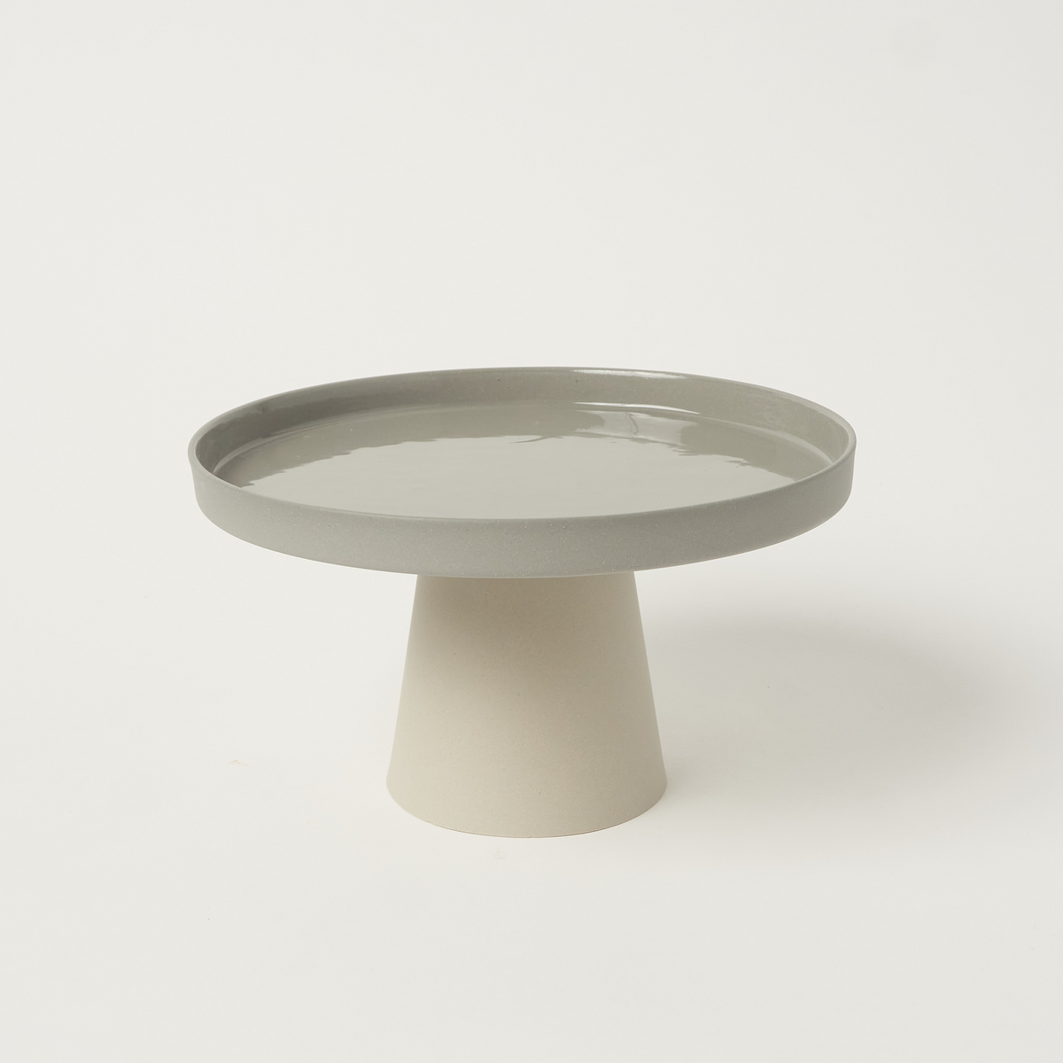 Ayaklı Porselen Servis Tabağı 18 cm / Gri