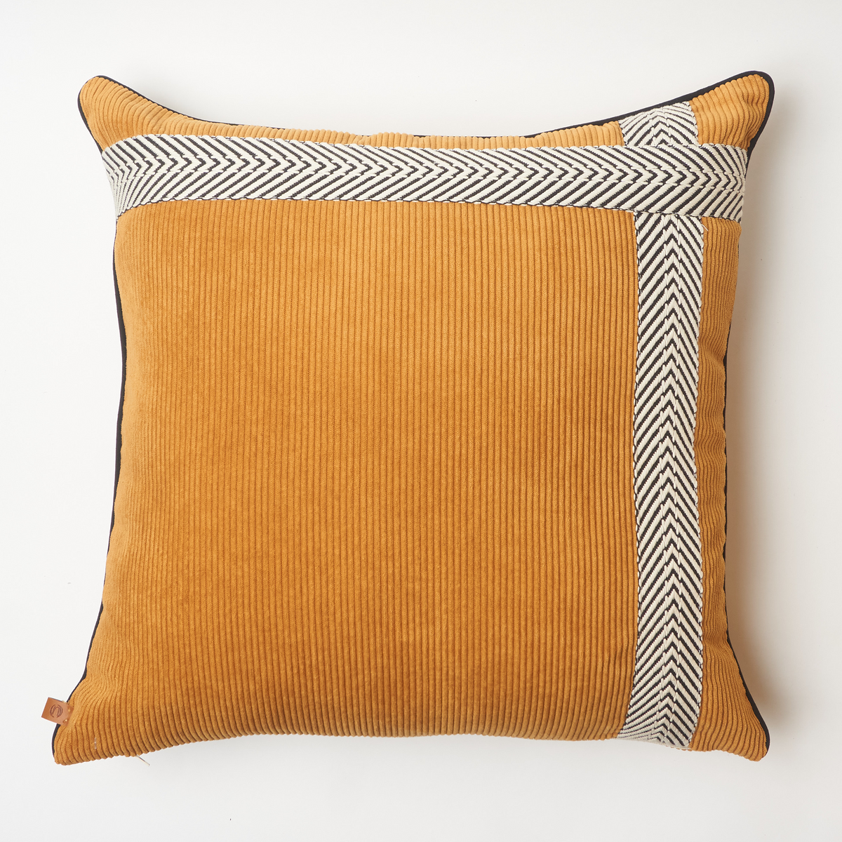 Sarı Fitilli Kadife Kırlent Kılıfı 50x50 cm
