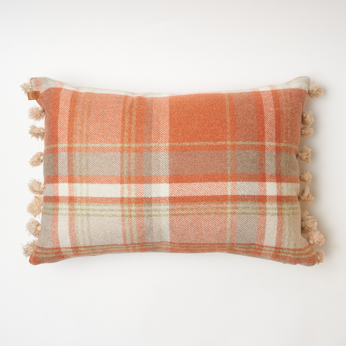 Taba Ekoseli Püskül Kenarlı Yün  Kırlent Kılıfı 35 x 50 cm